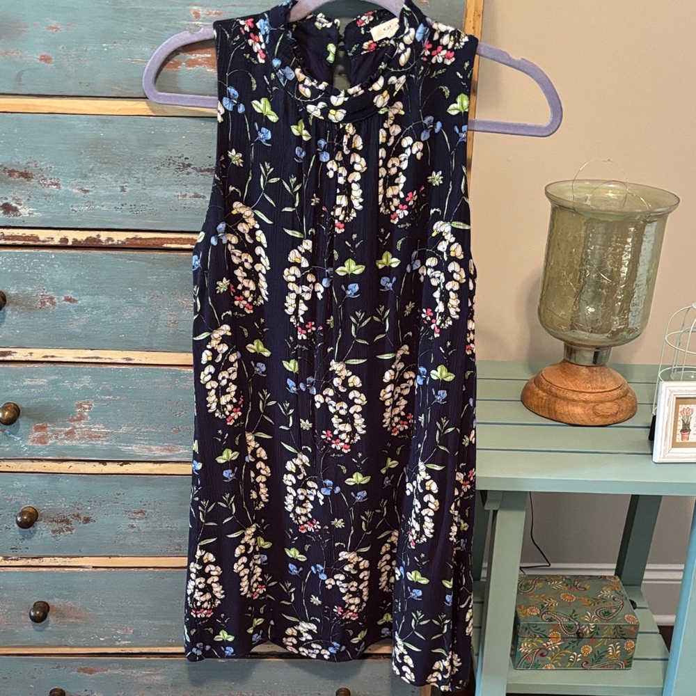 Sleeveless Navy Floral A-Line Dress. Sz small Gilli